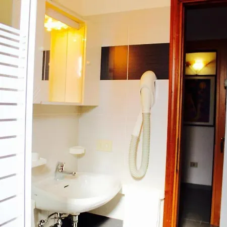 Hotel President 3*