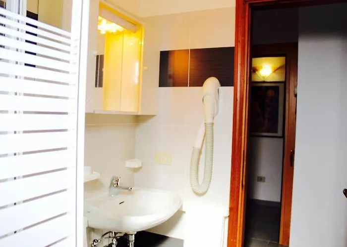 Hotel President 3*