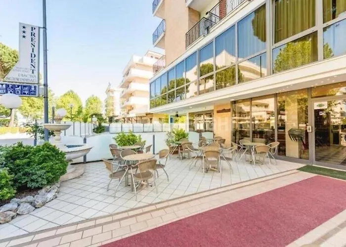 فندق President 3*